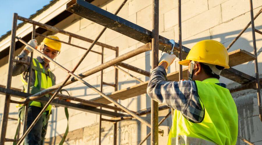 Professional fairlawn roofing services in Meade, KS